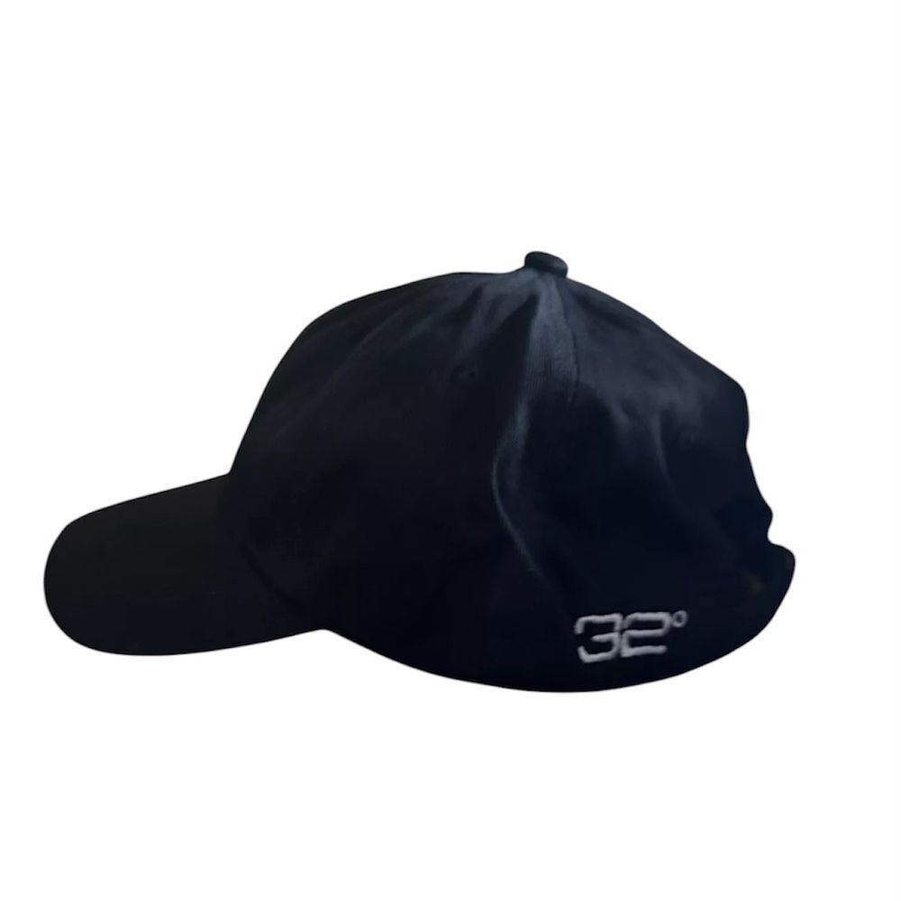 32 degrees black unisex hat.